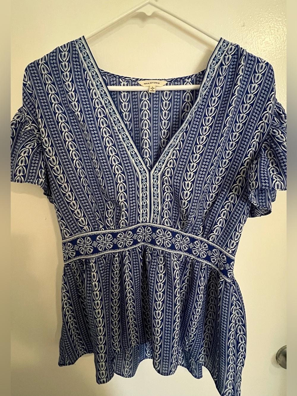 Max Studio Blue & White Printed V-Neck Dress